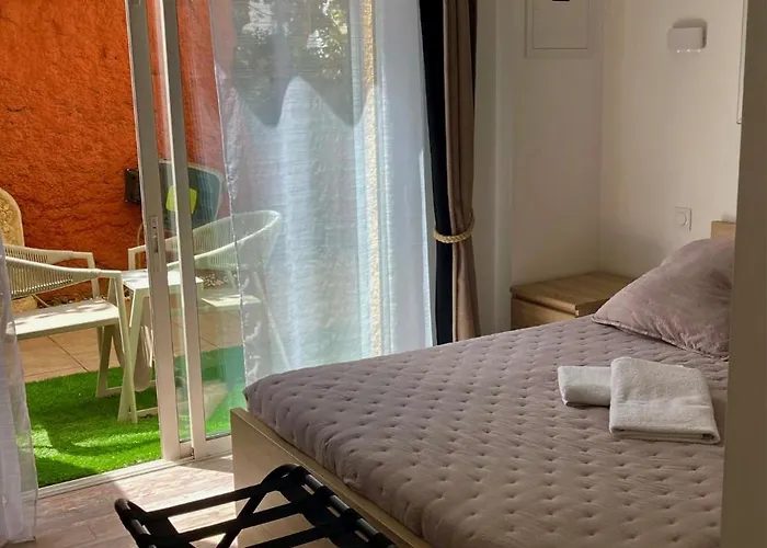 Ξενοδοχείο Le Gambetta Vias